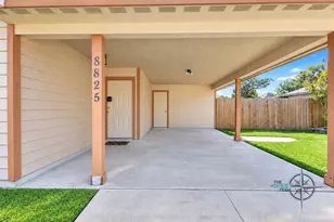 8825 E Buffalo Cir, Willis, TX 77378 - Photo 26
