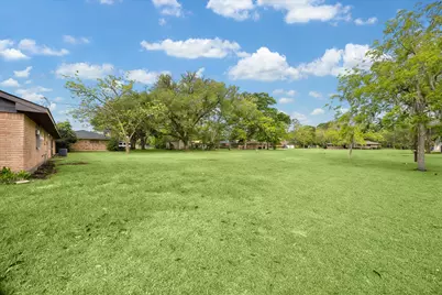 1107 Hallie Street, Sweeny, TX 77480 - Photo 32