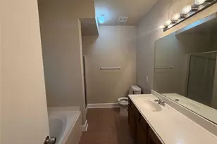 11736 Chanteloup Dr, Houston, TX 77047 - Photo 14