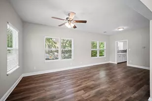909 King St, Houston, TX 77022 - Photo 22