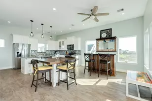 22224 Kennedy Dr, Galveston, TX 77554 - Photo 12