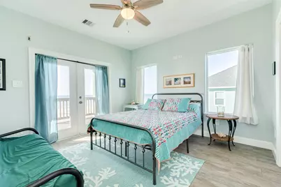 22224 Kennedy Drive, Galveston, TX 77554 - Photo 26