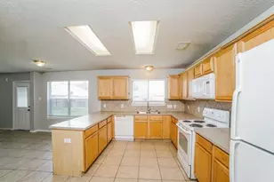 13030 Sandhill Park Ln, Houston, TX 77044 - Photo 8