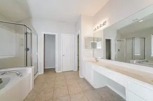 13030 Sandhill Park Ln, Houston, TX 77044 - Photo 12