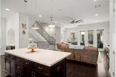 738 W 20th Street #A, Houston, TX 77008 - Photo 6