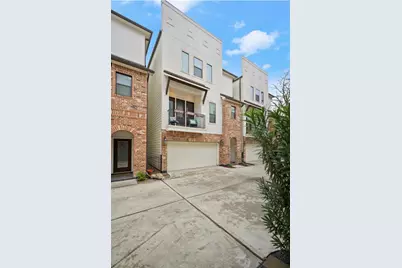 738 W 20th Street #A, Houston, TX 77008 - Photo 2