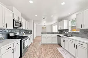17010 Chason Ct, Houston, TX 77084 - Photo 2