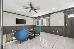 8973 Imogene St, Houston, TX 77036 - Photo 14