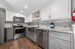 8973 Imogene St, Houston, TX 77036 - Photo 16