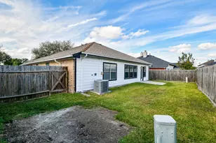 16343 Dryberry Ct, Houston, TX 77083 - Photo 32