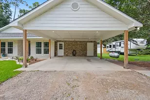 18644 Oak Shadow Cir, Conroe, TX 77302 - Photo 32
