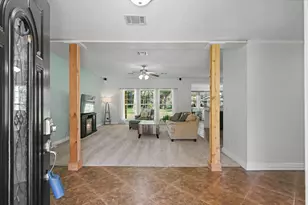 18644 Oak Shadow Cir, Conroe, TX 77302 - Photo 10