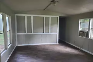 12175 Hilltop Dr, Willis, TX 77318 - Photo 4