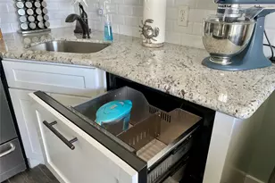 6102 Seawall Blvd, Galveston, TX 77551 - Photo 24