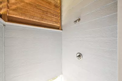 4015 Warchest Court, Galveston, TX 77554 - Photo 36