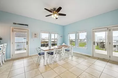 4015 Warchest Court, Galveston, TX 77554 - Photo 10