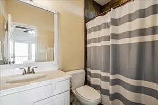 4015 War Chest Ct, Galveston, TX 77554 - Photo 26
