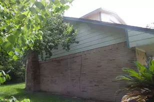 501 S Holmes St, La Porte, TX 77571 - Photo 6