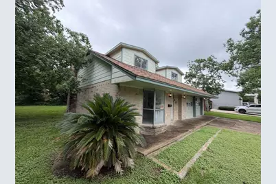501 S Holmes Street, La Porte, TX 77571 - Photo 2