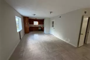501 S Holmes St, La Porte, TX 77571 - Photo 8