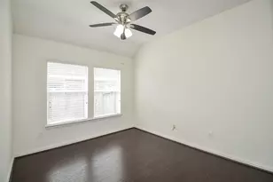 7038 Cornflower Ln, Katy, TX 77494 - Photo 18