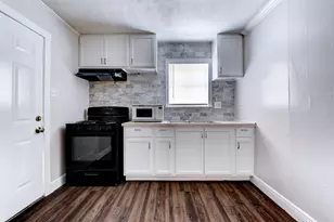 1209 Cabell St, Houston, TX 77022 - Photo 4