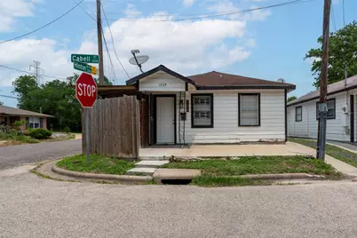 1209 Cabell St, Houston, TX 77022 - Photo 8
