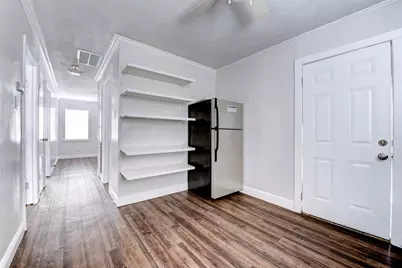 1209 Cabell St, Houston, TX 77022 - Photo 10