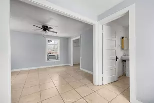 2141 Colquitt St, Houston, TX 77098 - Photo 34