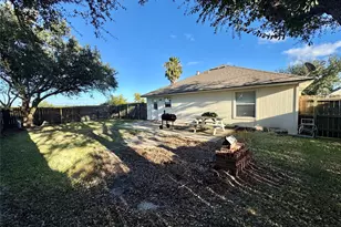 314 Rouen Dr, Port Lavaca, TX 77979 - Photo 10