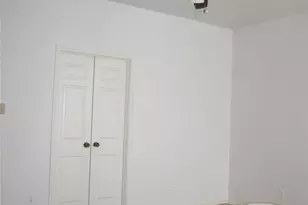 8888 Benning Dr, Houston, TX 77031 - Photo 2
