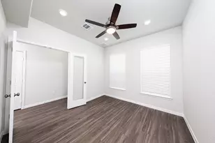 15615 Tranquil Pnes St, Conroe, TX 77302 - Photo 4