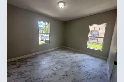 7410 Dallas Street, Houston, TX 77011 - Photo 8