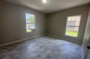 7410 Dallas St, Houston, TX 77011 - Photo 8