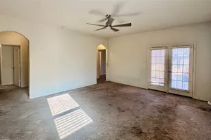 12019 Quartersawn Ln, Pinehurst, TX 77362 - Photo 10