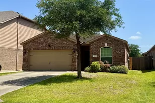12019 Quartersawn Ln, Pinehurst, TX 77362 - Photo 2