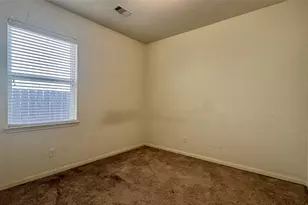 12019 Quartersawn Ln, Pinehurst, TX 77362 - Photo 18