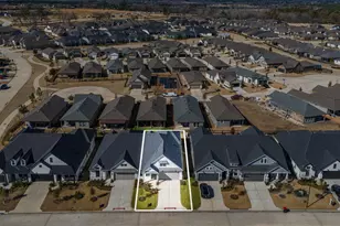 14221 Juniper Breeze Ct, Willis, TX 77318 - Photo 2