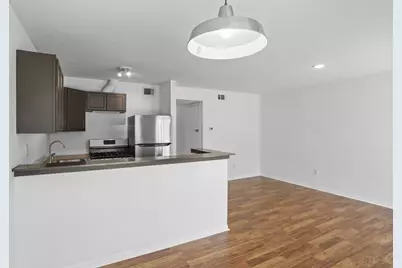 1408 Hughes Street #7, Houston, TX 77023 - Photo 8