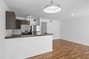1408 Hughes St, Houston, TX 77023 - Photo 8