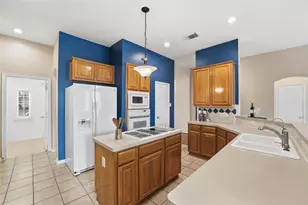 8027 Summer Brook Ct, Sugar Land, TX 77479 - Photo 10