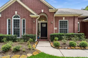 8027 Summer Brook Ct, Sugar Land, TX 77479 - Photo 2