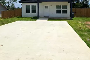 1714 Sayers St, Lufkin, TX 75904 - Photo 1