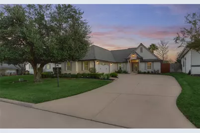 98 Monterrey Road W, Montgomery, TX 77356 - Photo 2