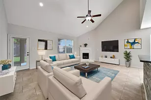 9131 Durango Point Ln, Houston, TX 77070 - Photo 4