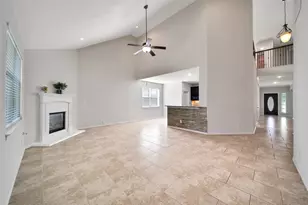 9131 Durango Point Ln, Houston, TX 77070 - Photo 6