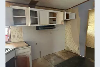 3702 Park Street, Damon, TX 77430 - Photo 10