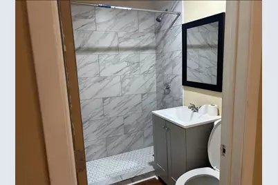 819 E Guadalupe St, La Grange, TX 78945 - Photo 6