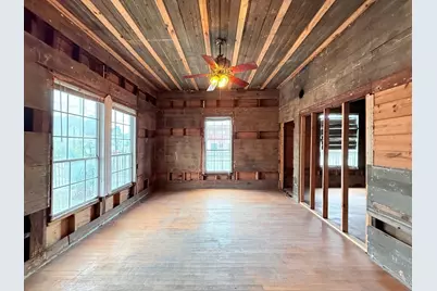 803 Brooks Street, Houston, TX 77009 - Photo 14
