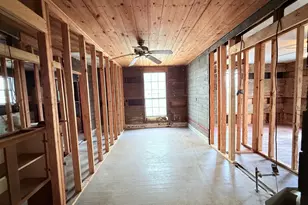 803 Brooks St, Houston, TX 77009 - Photo 6